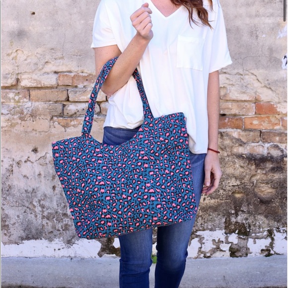 New favorite leopard tote - Picture 2 of 2